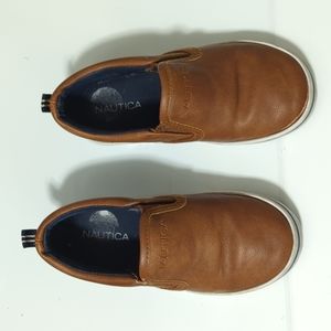 Brown slides Nautica toddler boy size 9